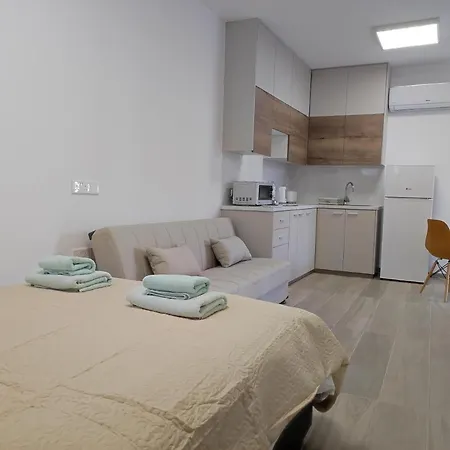 St. Lazaros 2 アパート