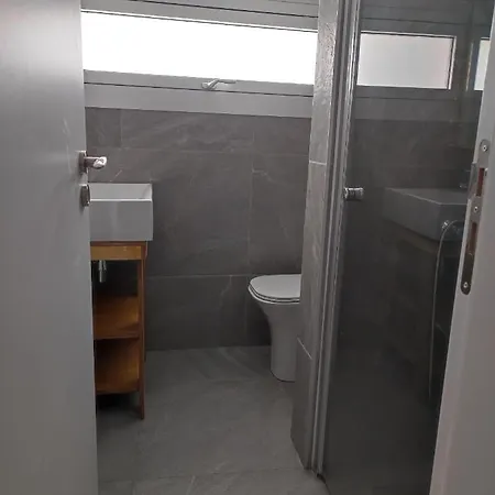 St. Lazaros 2 アパート ラルナカ